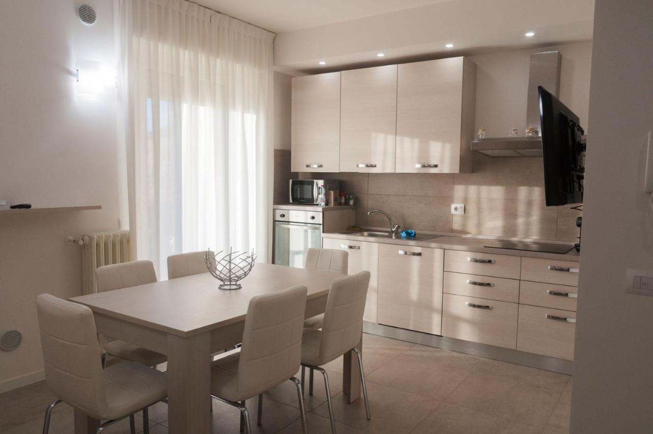 Villa Fenix Ponte San Pietro Esterno foto